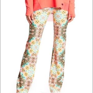 Body glove Pompei printed pants